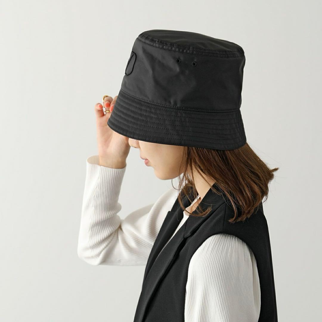 ヴァレンティノガラヴァーニバケットハット