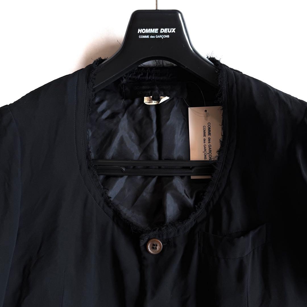 《新品》 コムデギャルソン コムコム ポリ縮 フリル ノーカラージャケット M