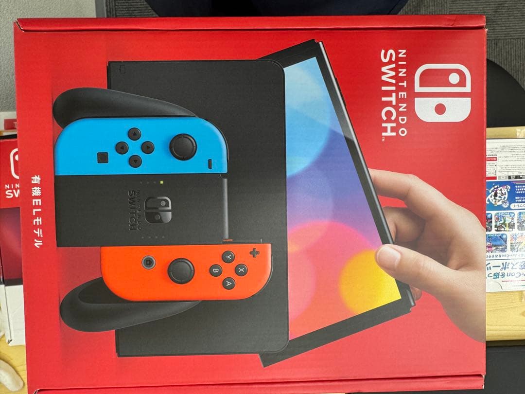 Nintendo Switch 本体 青/赤ジョイコン