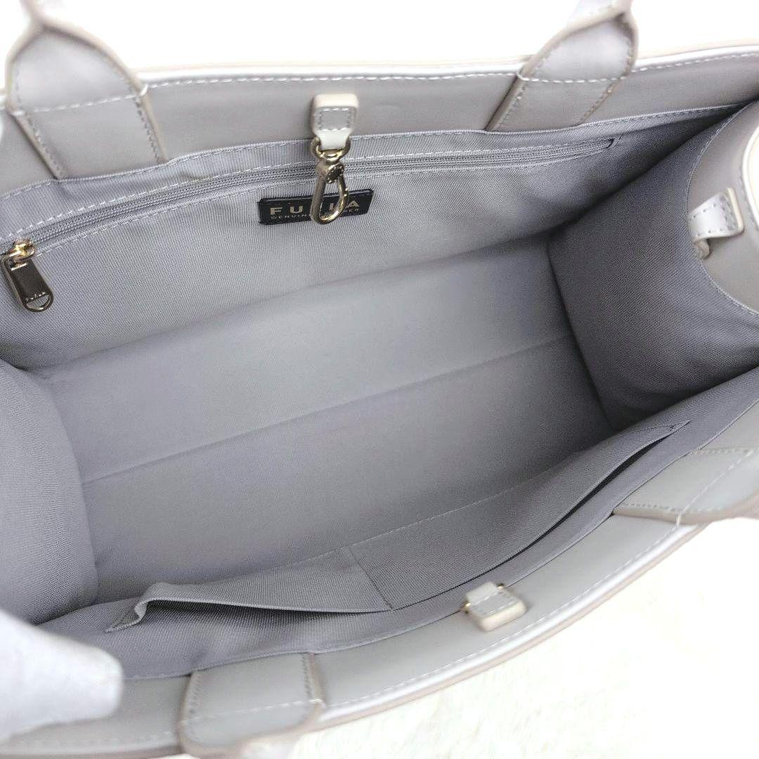 未使用級✨FURLA トートバッグ ワンダー A4収納可 2way 自立 レザー