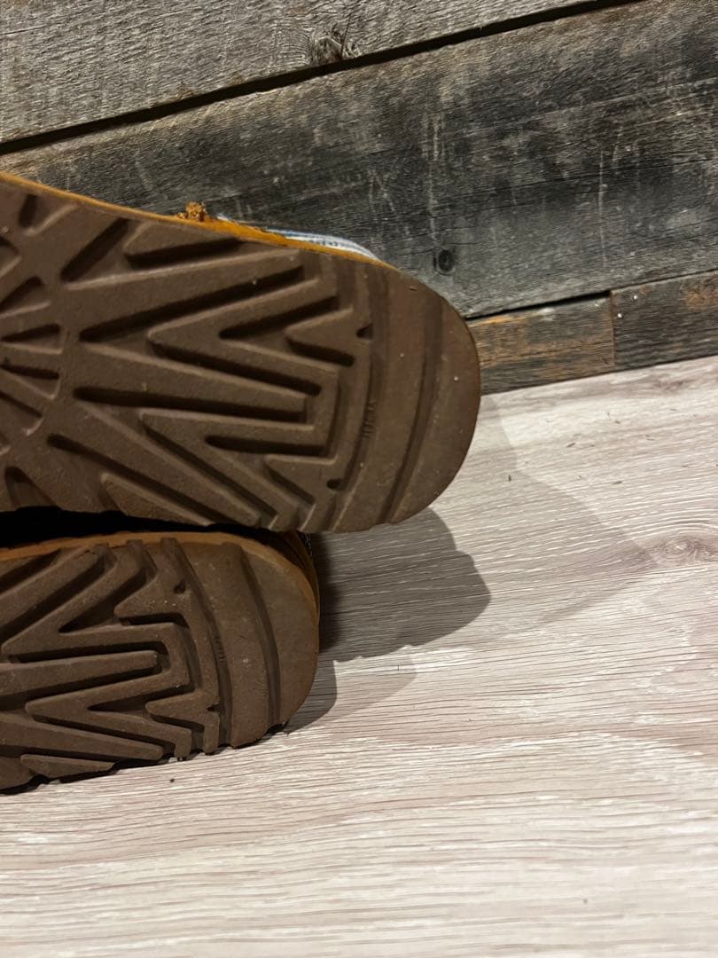 アグ　ペンドルトン