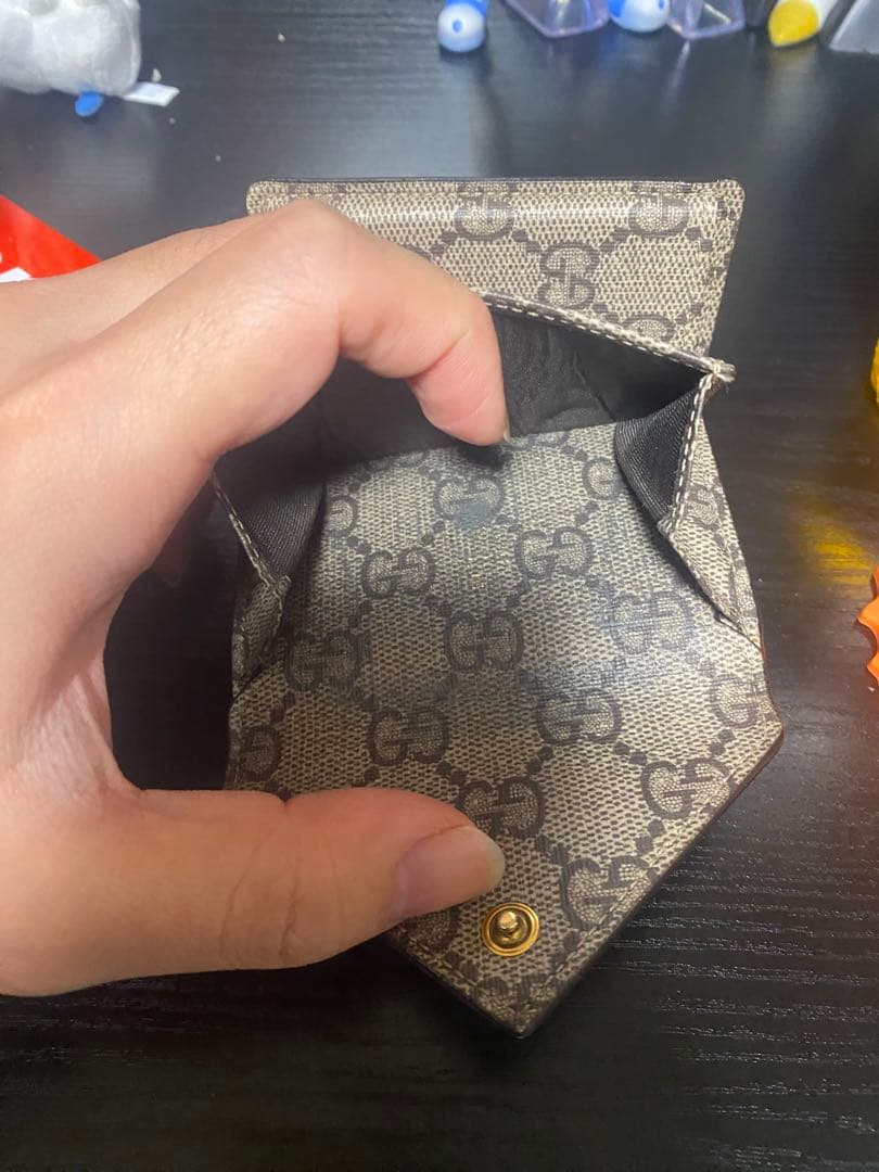 小物 gucci balenciaga