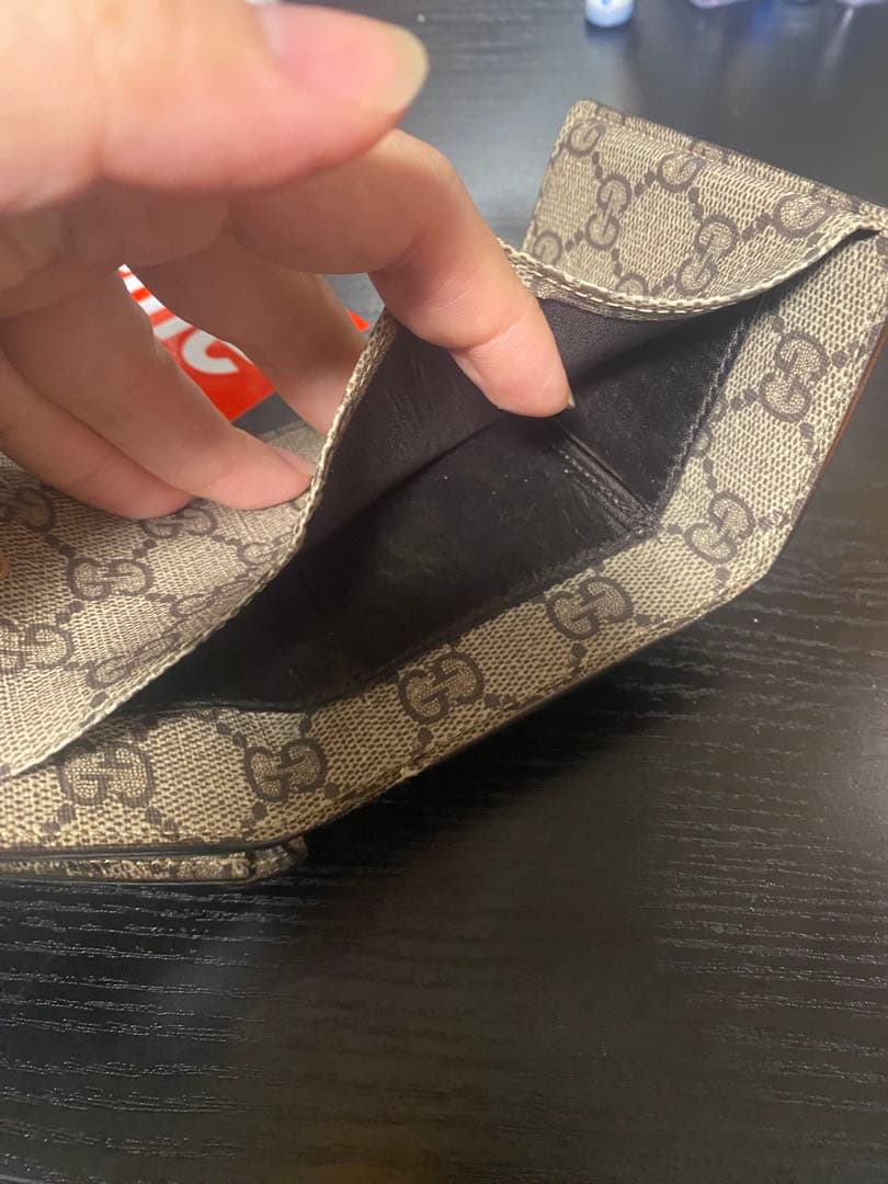 小物 gucci balenciaga