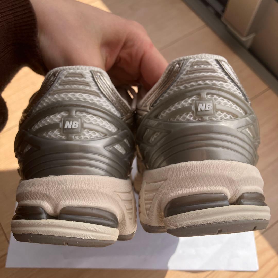 スニーカー　 U1906RCN　1906R （24cm）