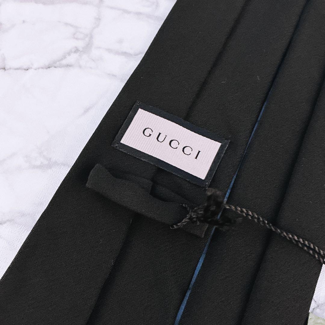 ✨未使用箱付きタグ付✨GUCCI 現行タグ　ソリッド　ブラック　ネクタイ