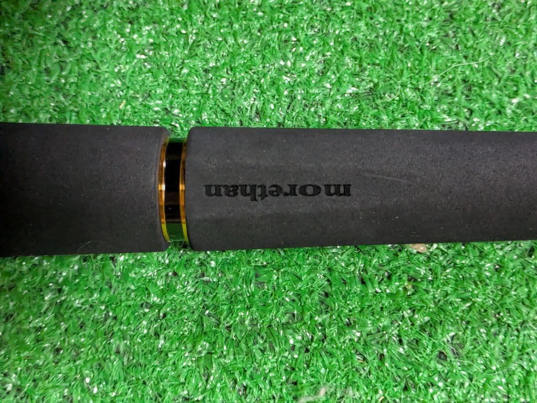 新品未使用。25モアザン106M/MH