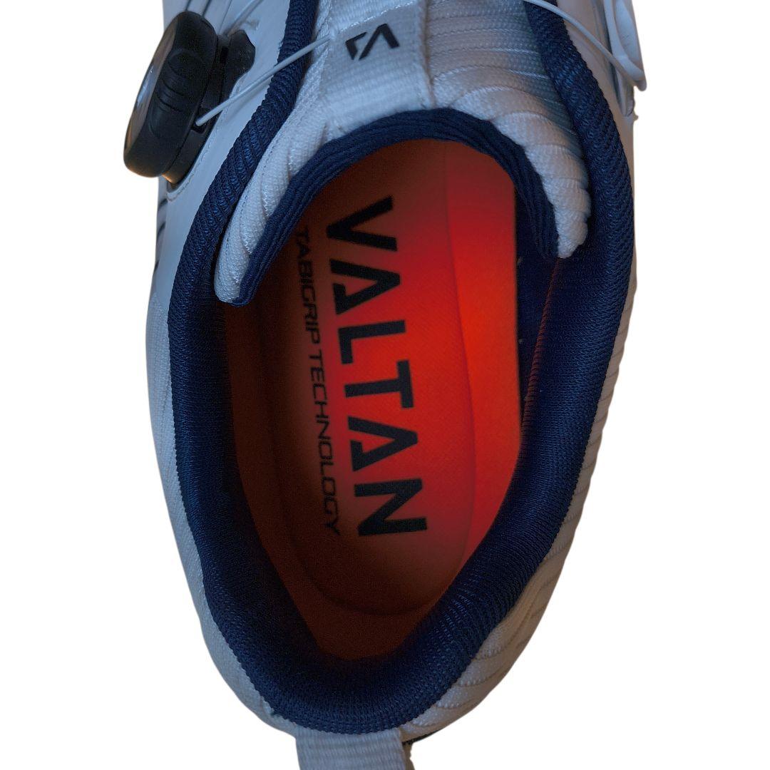 ♠【ヴァルタン】✨極美品　足袋ゴルフシューズ　ホワイト/白　27