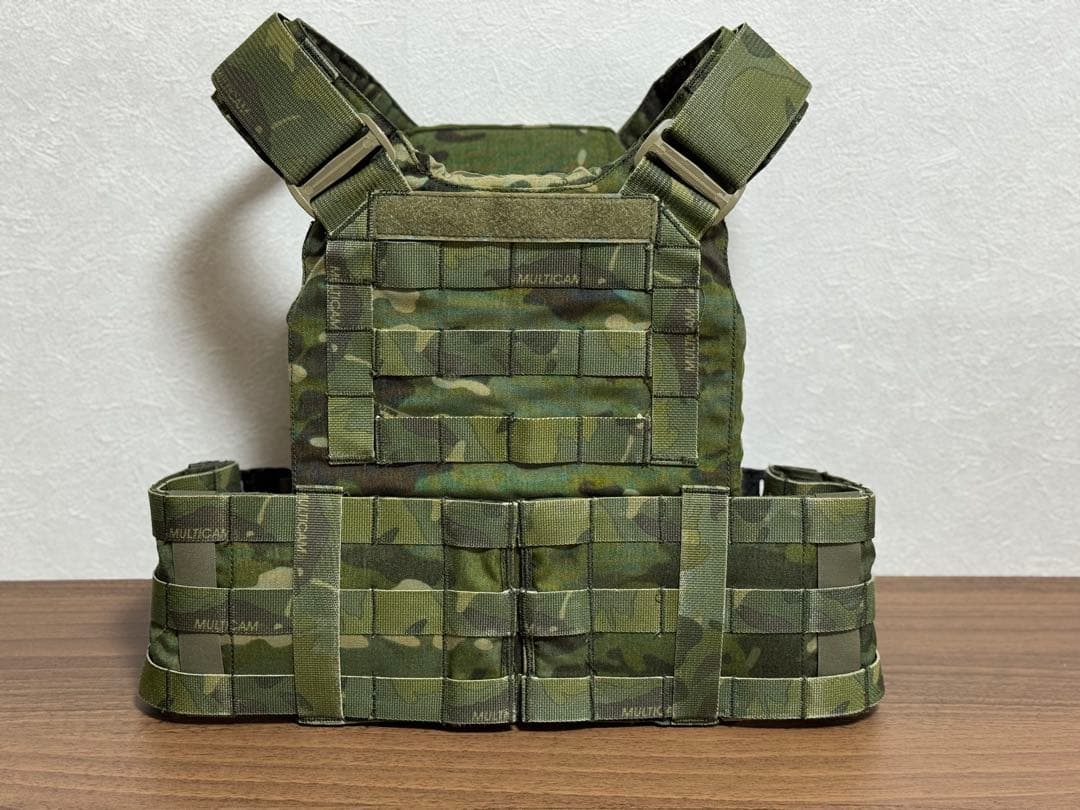 UR-TACTICAL プレートキャリア マルチカムトロピック セット