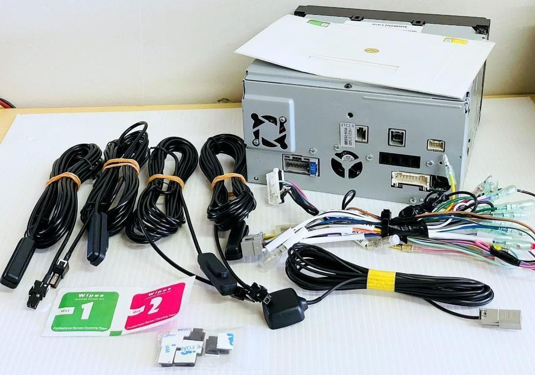 2018年地図 ストラーダ SDナビ CN-RA04D BT/DVD/地デジ対応