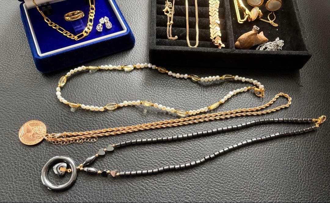 ラ*ク様 遺品整理生前整理アクセサリーまとめ売り