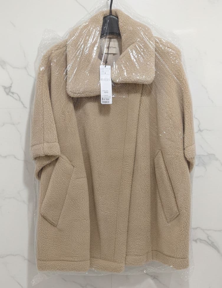 【新品未使用】ココディール ボアケープコート