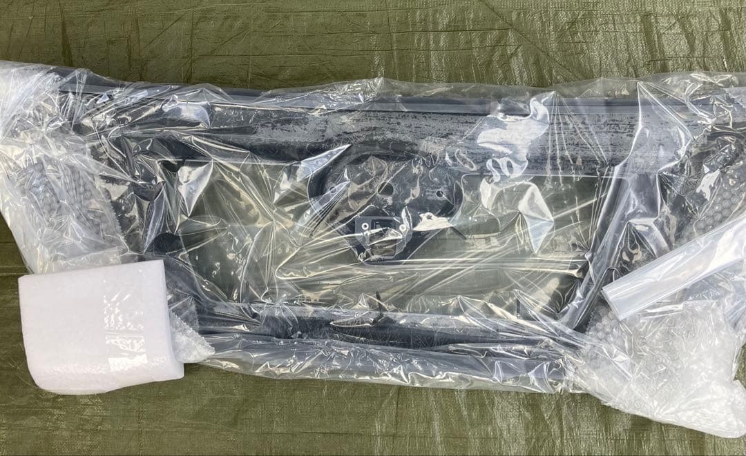 新品　未開封　IMPUL キャラバン　フロントグリル　エアロパーツ 未塗装