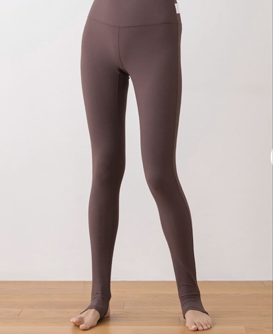 【匿名配送】【新品未使用】SUKALA ヨガ リブトレンカレギンス Lサイズ