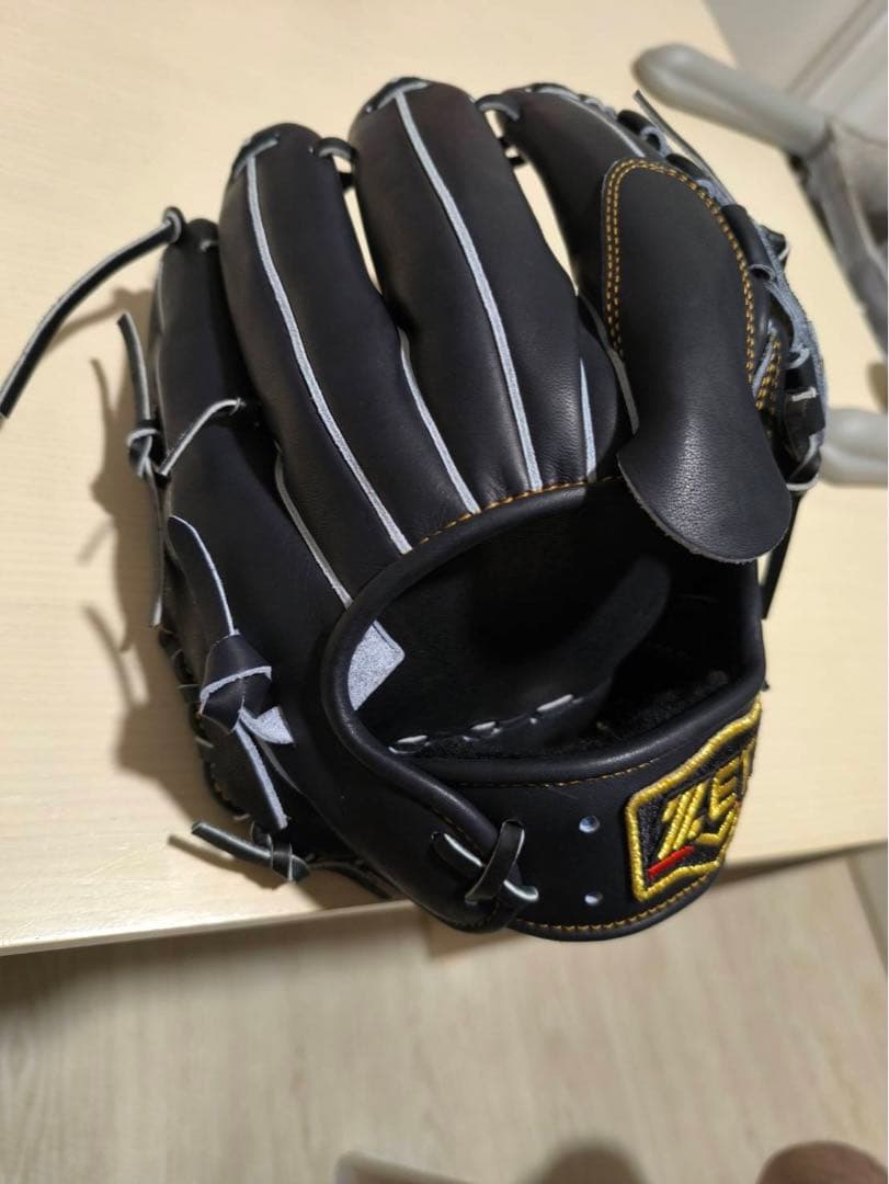 ZETT プロステイタス 軟式　投手用