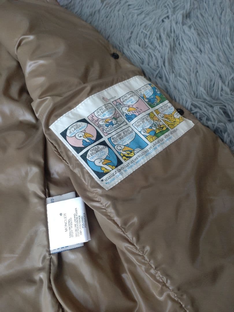 ✨MONCLER✨ベスト/ワッペン/高級/ベージュ/予備ボタン付き/S