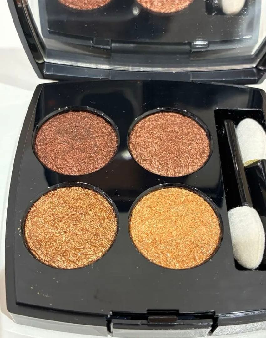 ◎CHANEL　レ　キャトル　オンブル　ツイード　01