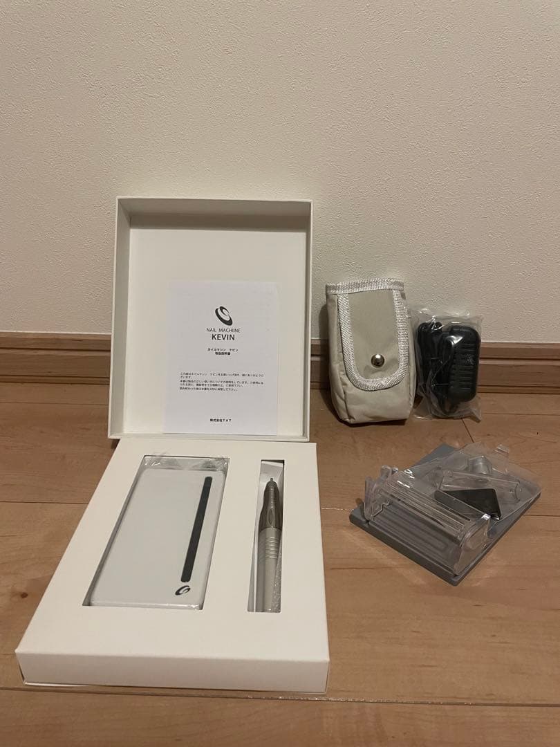 SHAREYDVA KEVIN ネイルマシン ホワイト