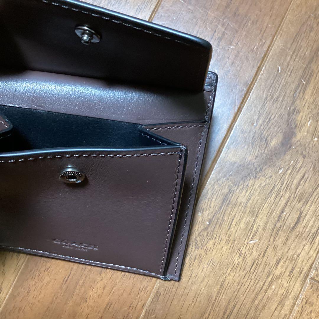 新品　アメリカ　コーチ　ショップ　購入　紳士　折財布