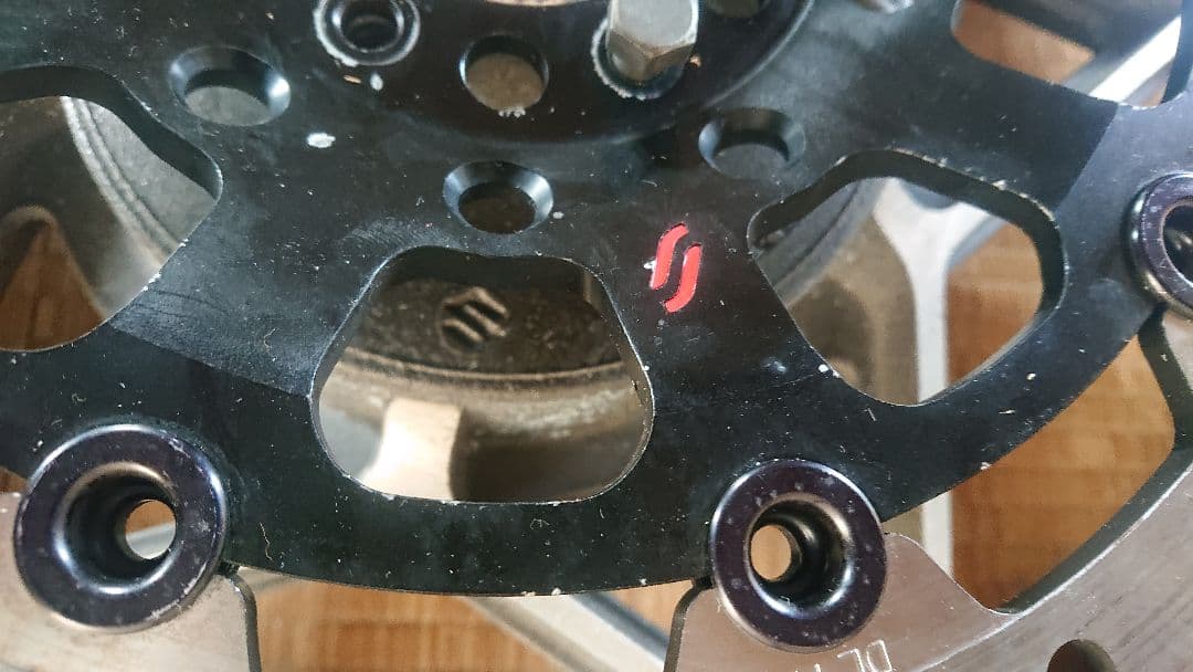 GS750　リアホイール　GS400　ザリ　ゴキ　バブ　等のリアディスク化に