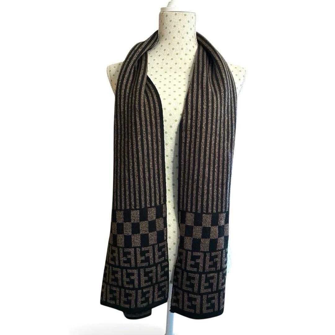 FENDIフェンディ ズッカ柄FFモノグラムマフラー