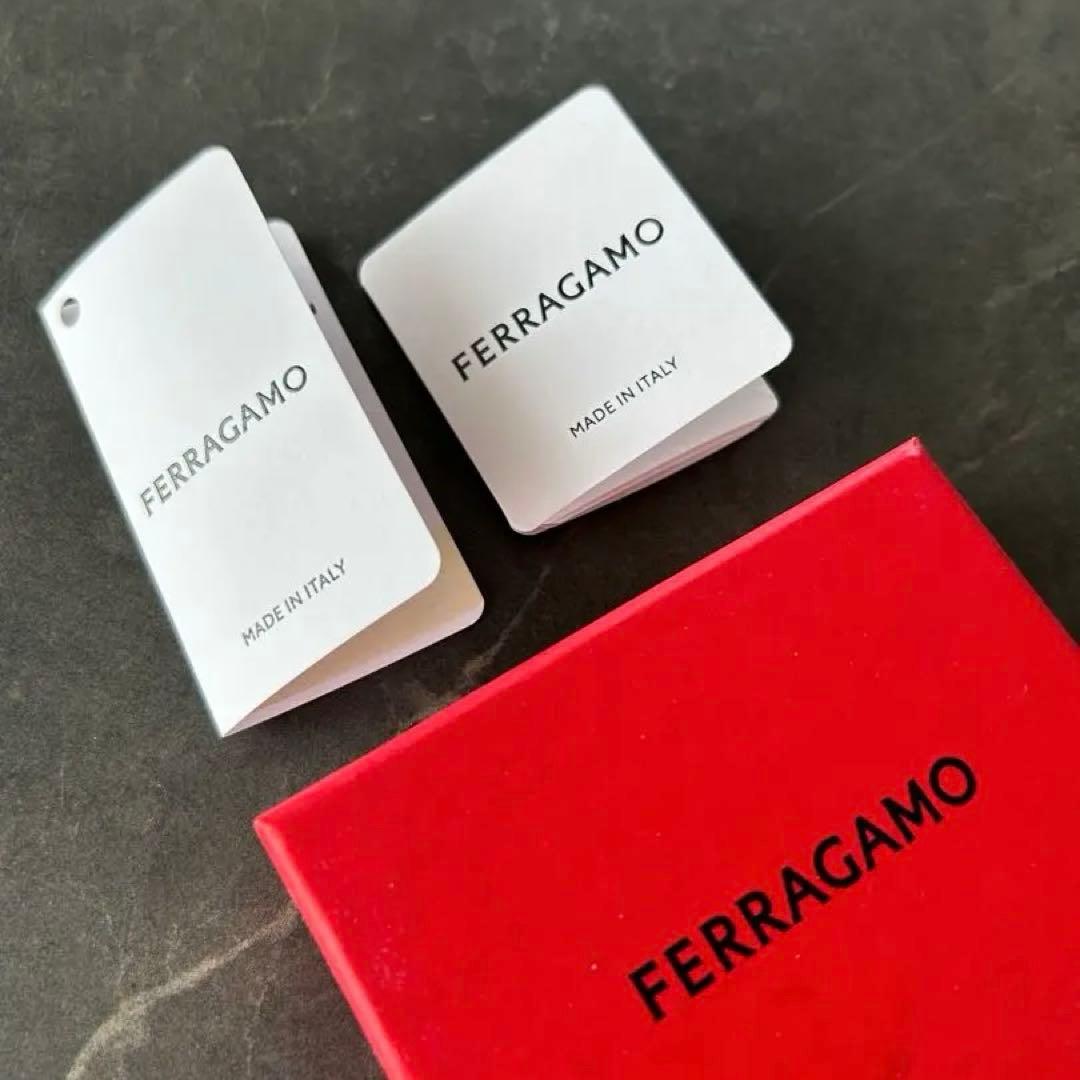 【新品未使用】Ferragamo フェラガモ　シルバー　ネクタイピン　タイバー