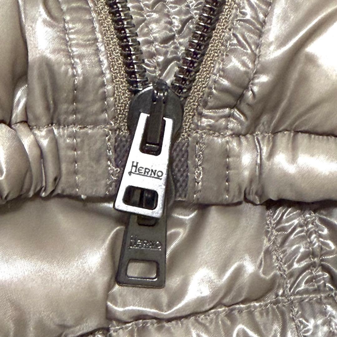 HERNO ヘルノ ダウンベスト フード グレージュ　42