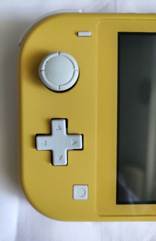 Nintendo Switch Lite　イエロー　本体のみ