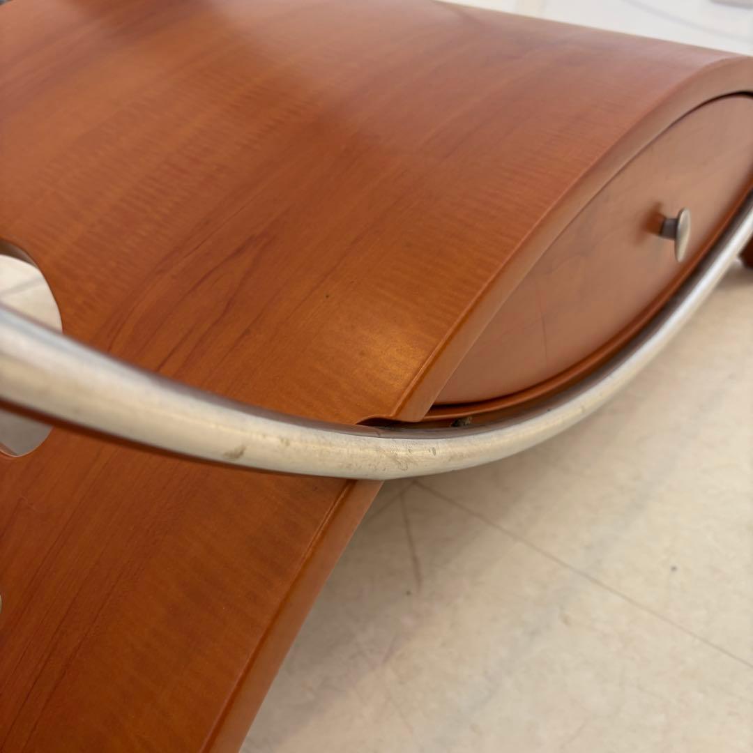 ガラス天板 ローテーブル　センターテーブル　デザイナーテーブル