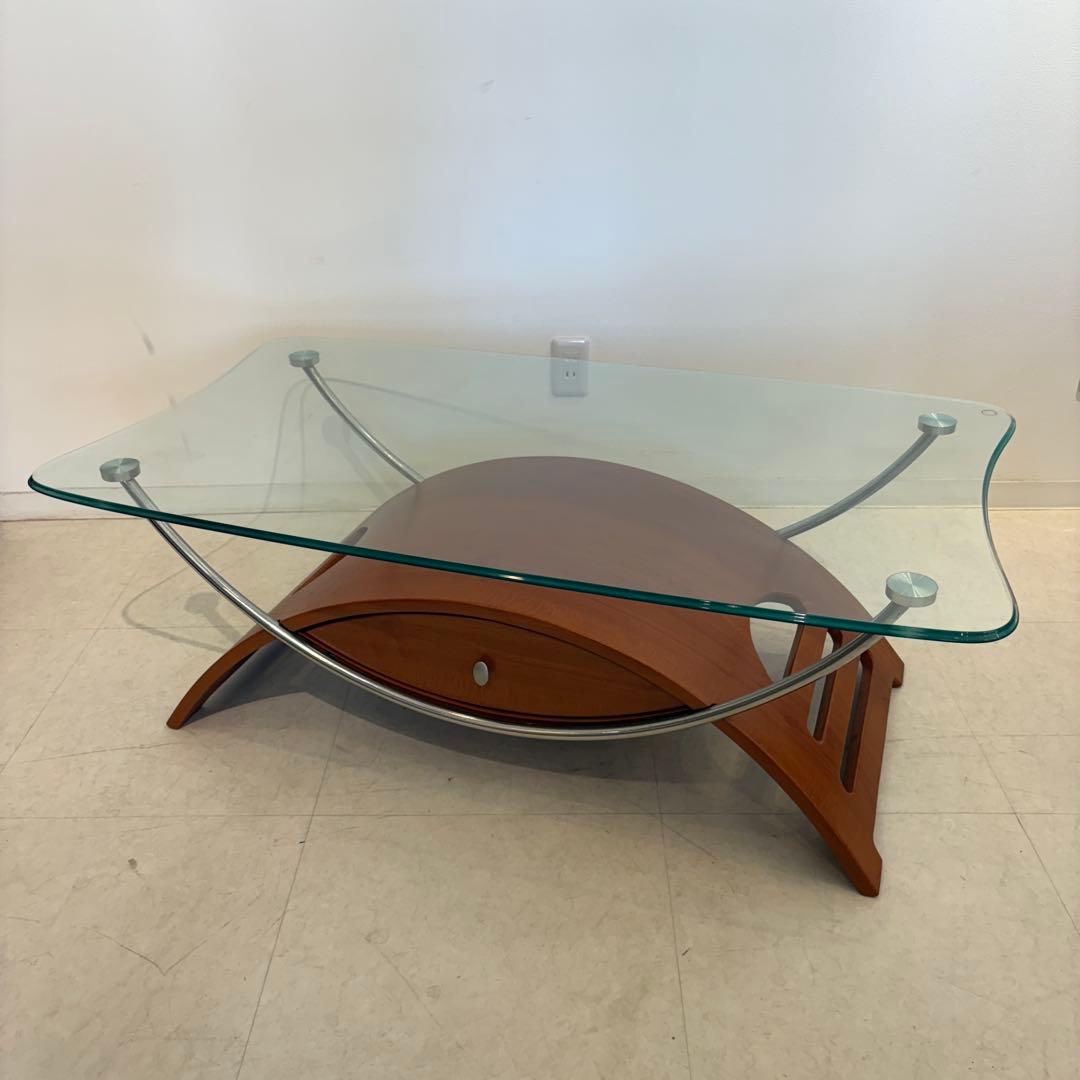 ガラス天板 ローテーブル　センターテーブル　デザイナーテーブル