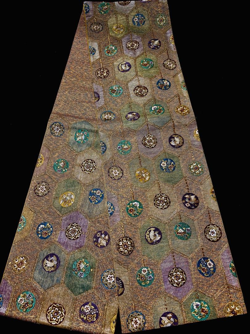 【超美品】袋帯 細かな蘇州刺繍 キラキラ 六通 宝相華 鳥花