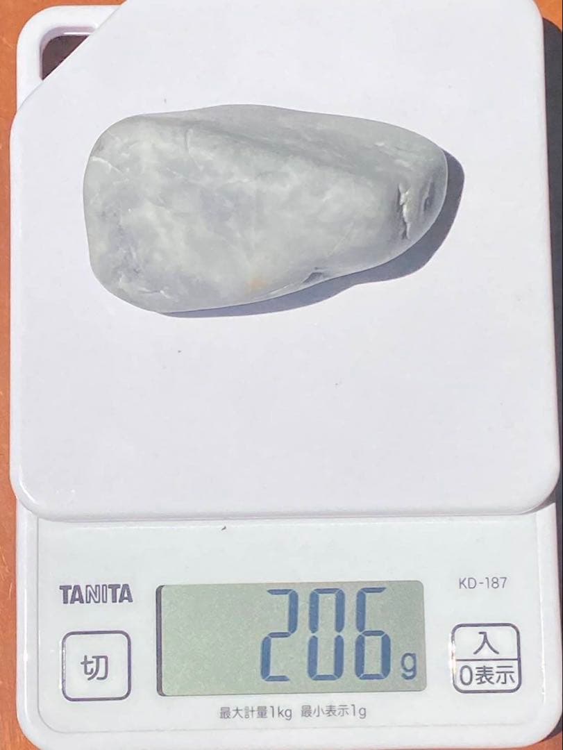 【コレクター放出品】糸魚川翡翠　鮮やかな翠色　70年以上前に採石された翡翠