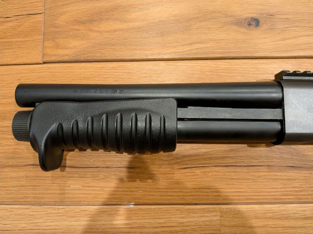 東京マルイ　M870　ブリーチャー　ガスショットガン