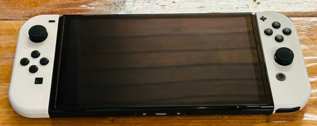 m*n様 Nintendo Switch 有機EL ホワイト