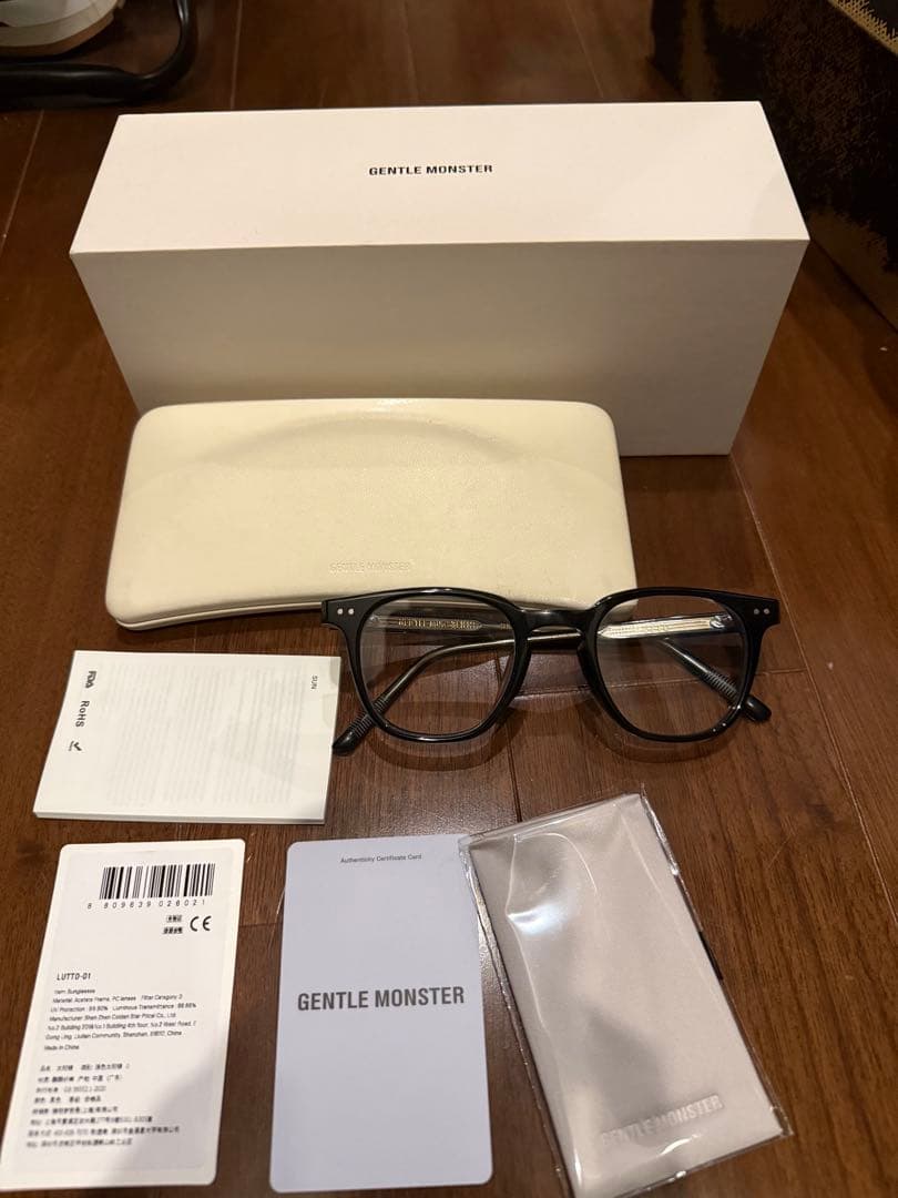 GENTLE MONSTER ブラックサングラス　LUTTO-01