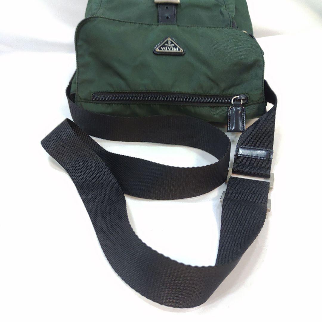 【美品】プラダ ショルダーバッグ レザー×ナイロン 三角ロゴ 緑 ギャラ付