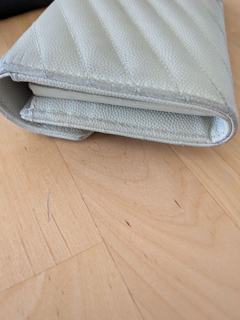 SAINT LAURENT オフホワイト 長財布