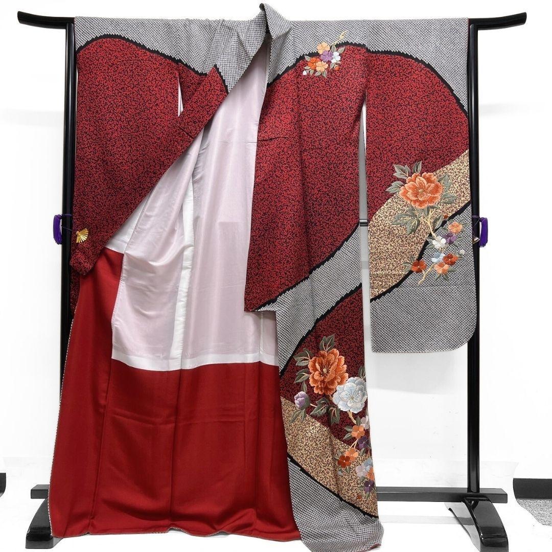 絞り　刺繍　金彩　花模様　鹿の子　振袖　着物　013a p