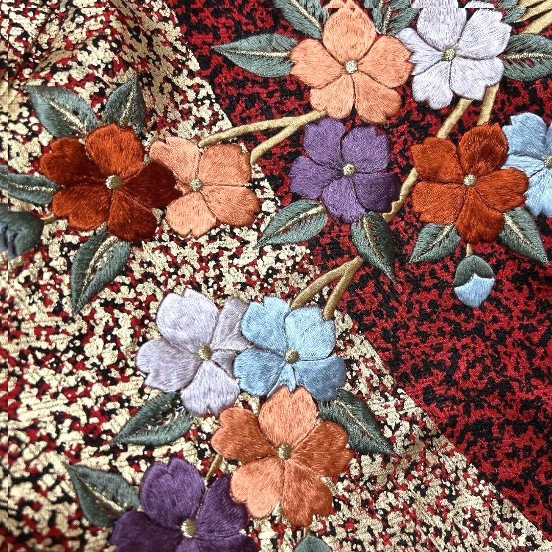 絞り　刺繍　金彩　花模様　鹿の子　振袖　着物　013a p