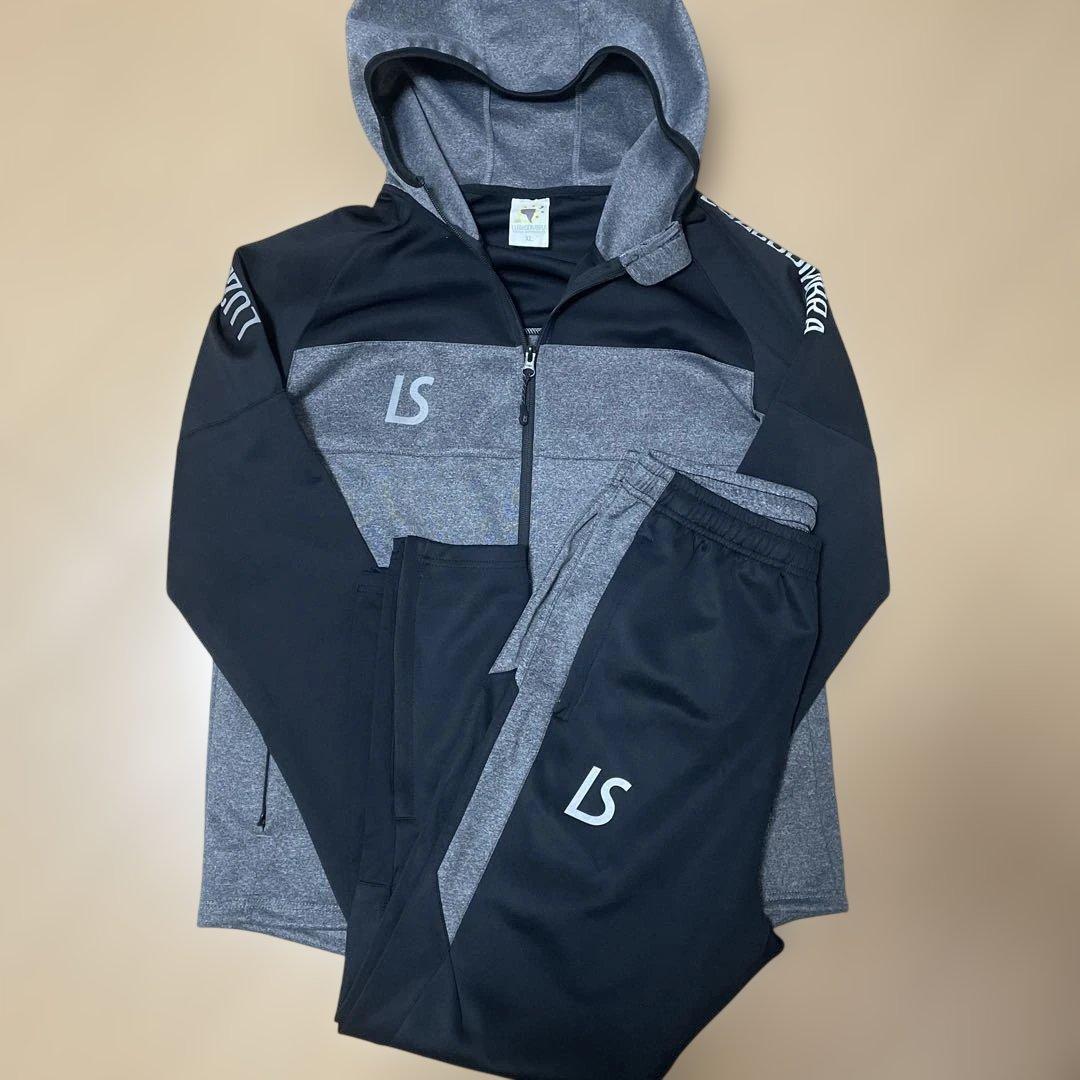 ルースイソンブラ セットアップ