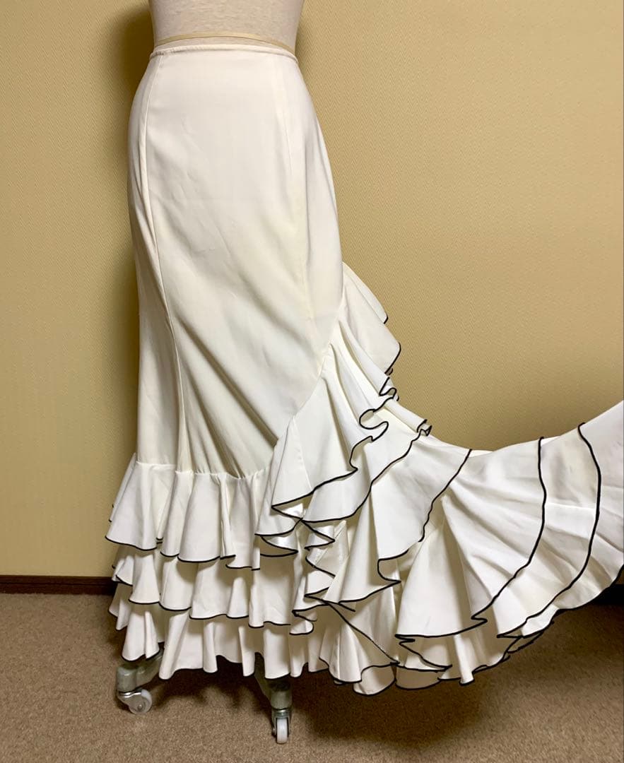 フラメンコ衣装　ソニアジョーンズ上下セット　ピンク✖️白　サイズS〜M