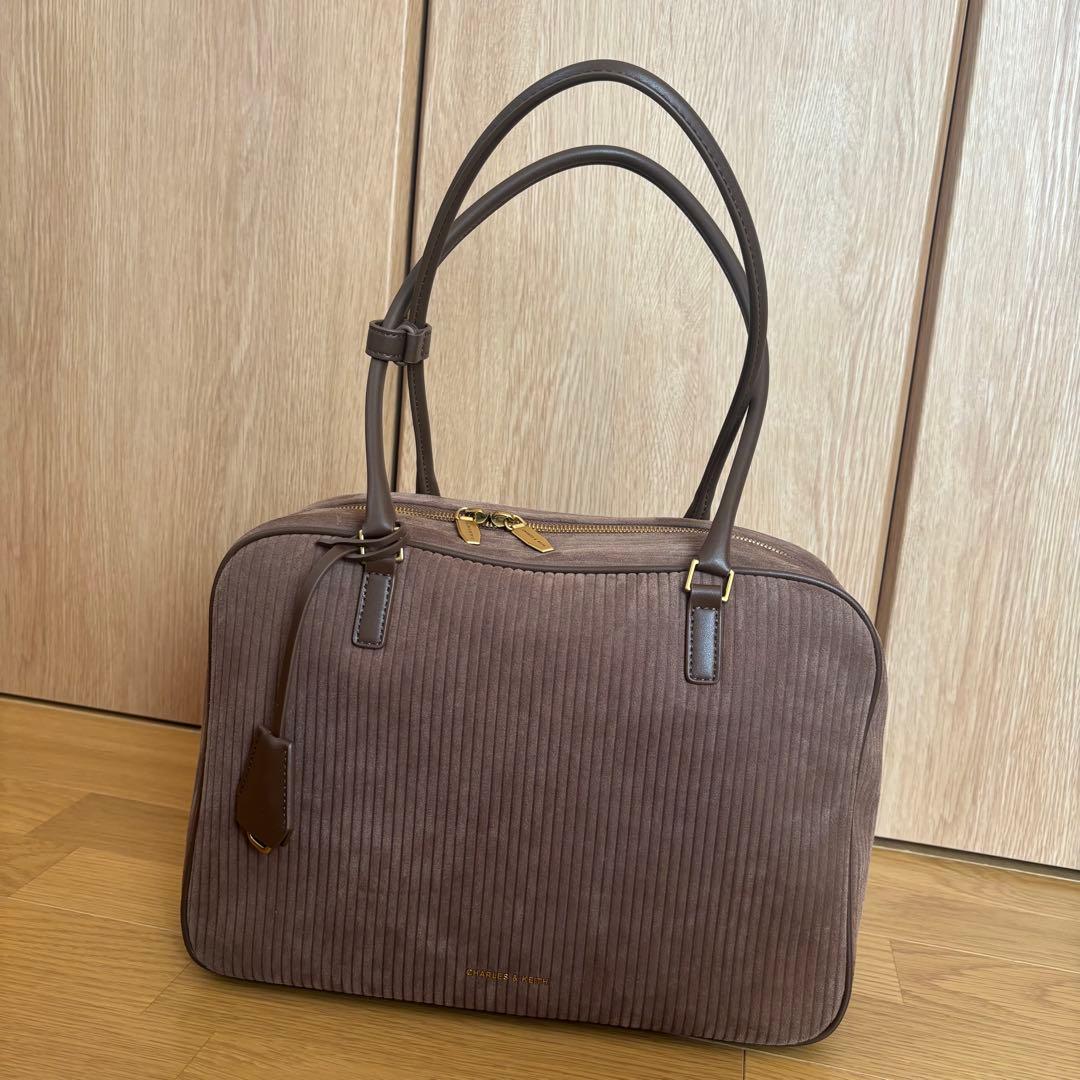 charles & keith Sianna ラージシアンナ ボウリングバッグ