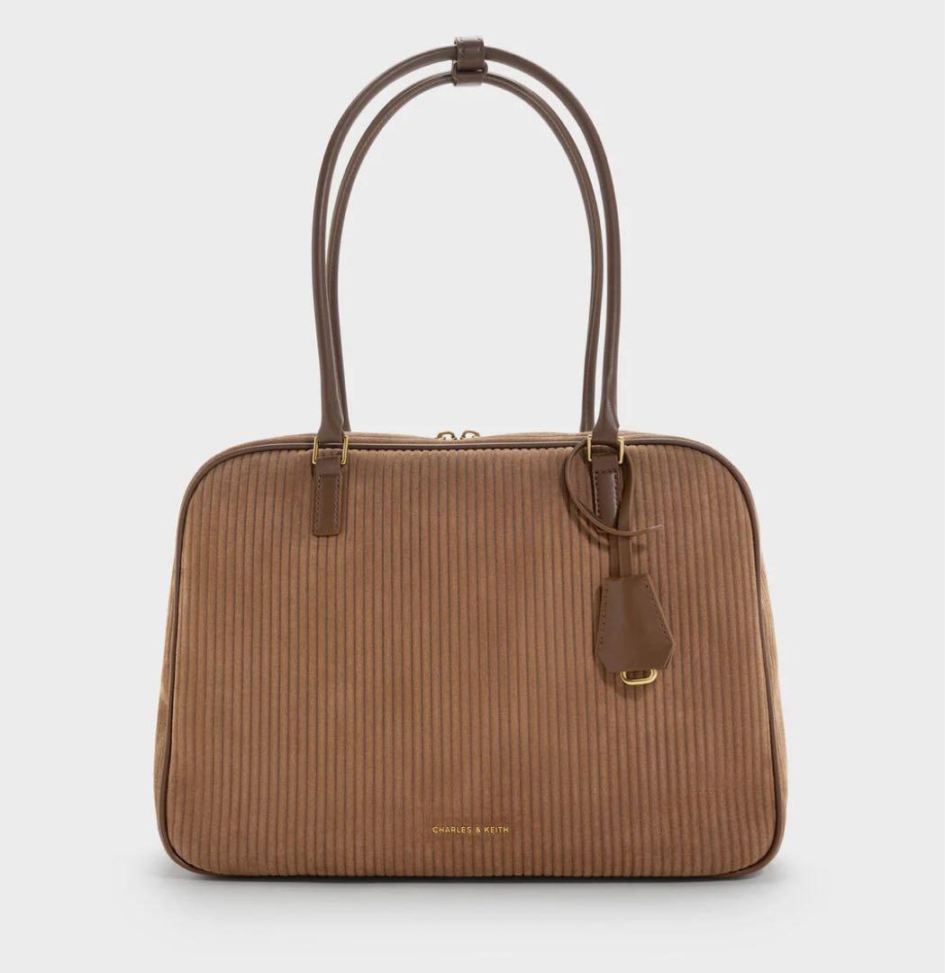 charles & keith Sianna ラージシアンナ ボウリングバッグ