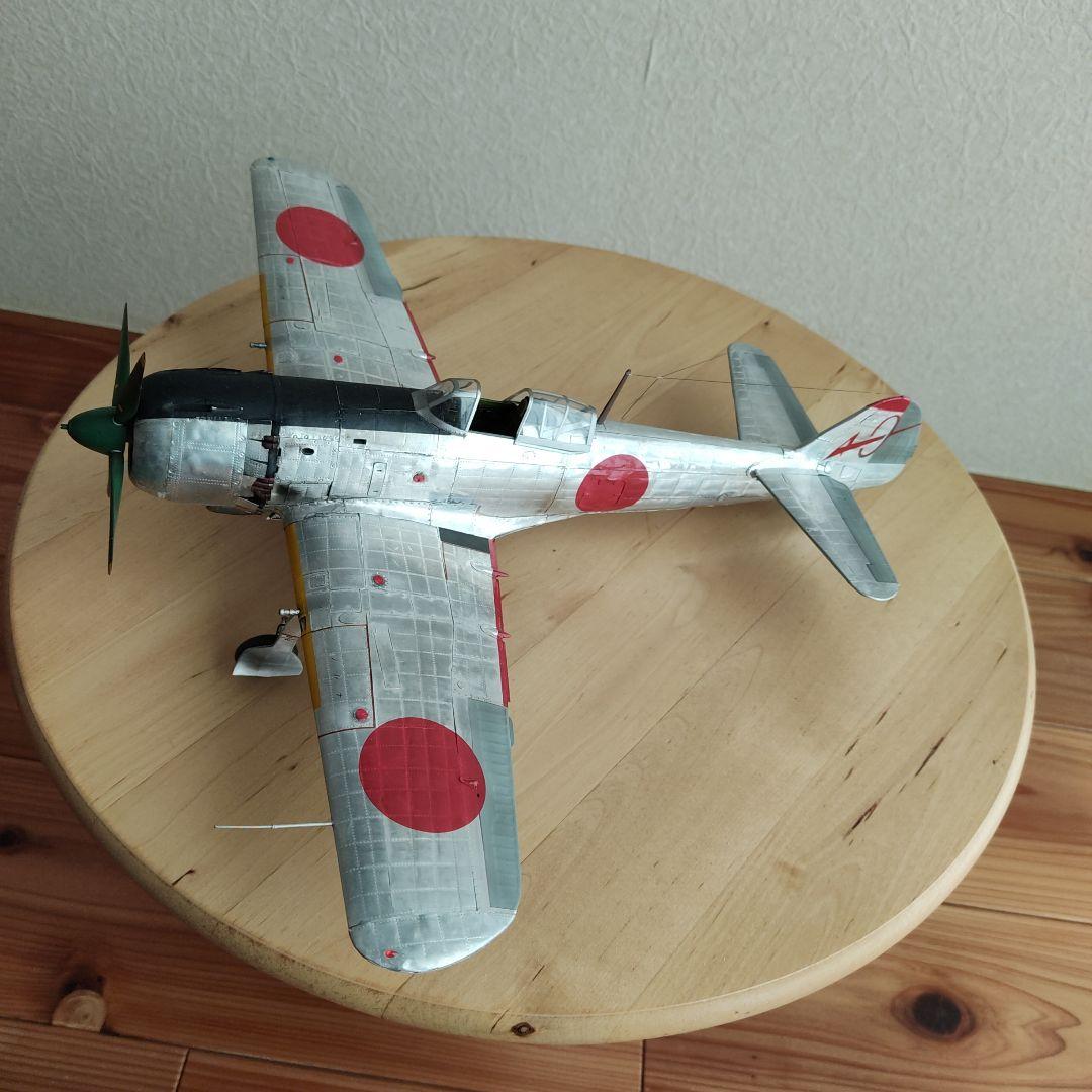 完成品　中島　キ84　四式戦闘機　疾風　1/32　ハセガワ