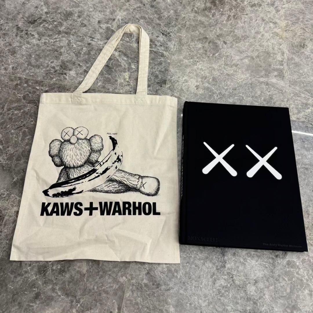 【新年セール！今週限定】KAWS アンディウォーホル artbook+bag!