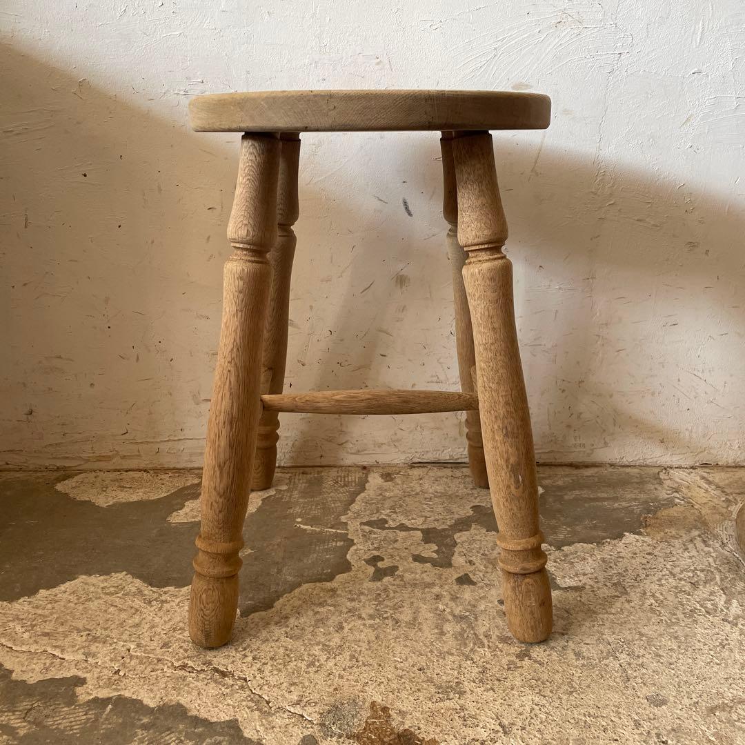 ビンテージ　スツール　サイドテーブル ベッドサイドテーブル　　剥離