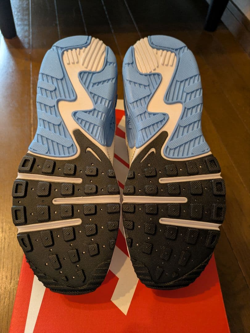 【未使用】NIKE Air Max エクシー　24cm レディース　箱有