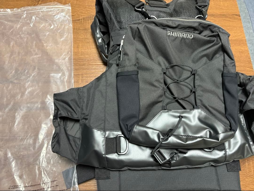 シマノ サーフトリッパーベスト VF-275W XLサイズ