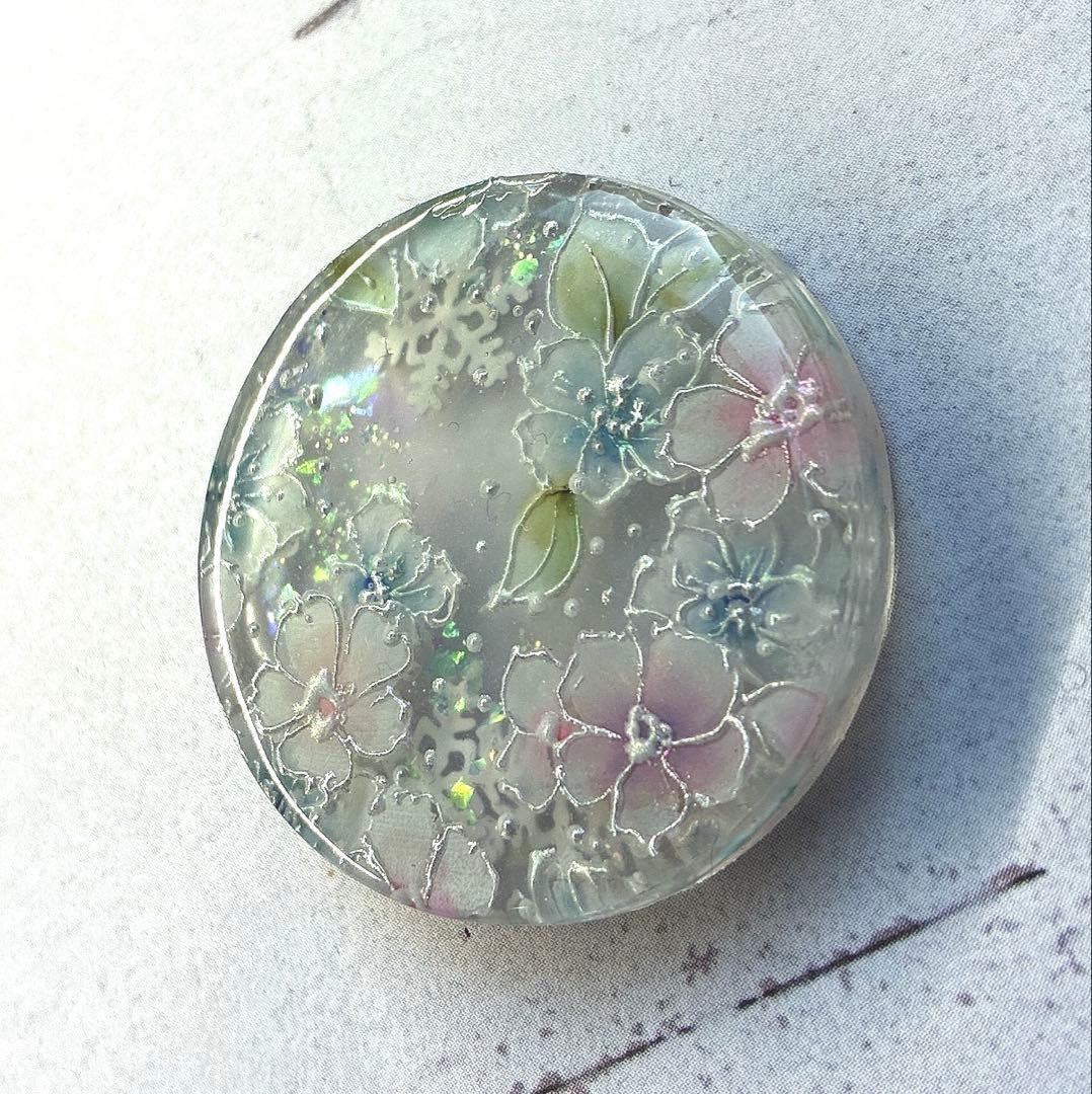 あやぽん✿発送休止プロフ必読くださいませ ハンドメイドレジンヘアゴム99