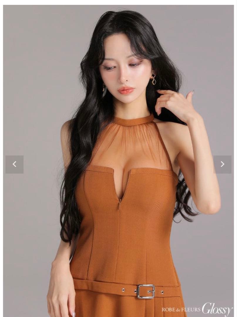 Glossy ローブドフルール シアーホルターネックフレアミニキャバドレス