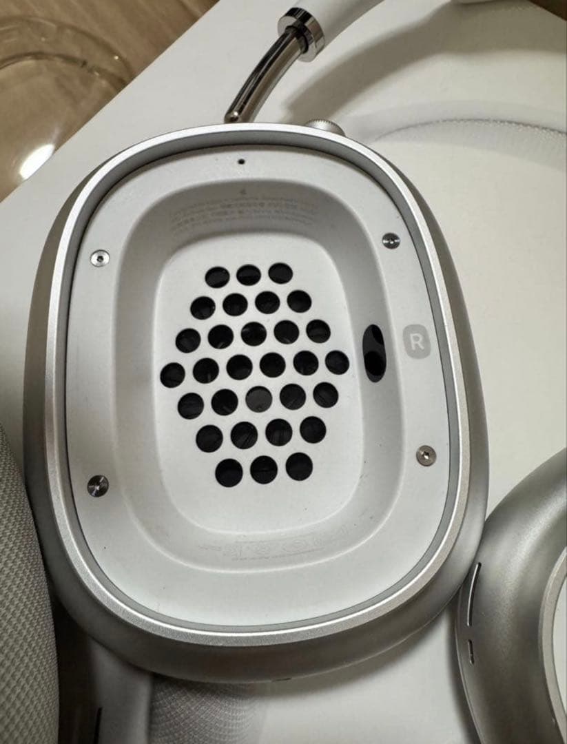 Apple AirPods Max シルバー正規品　 ほぼ新品　値段交渉⭕️